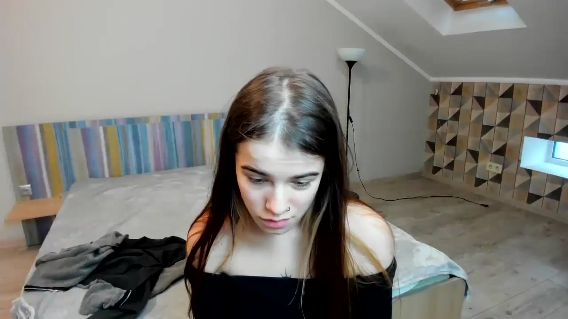 Gallery image thumbnail from ShellyMoon's myfreecams stream on, 01/08/2025, 11:32 image 13 of 20