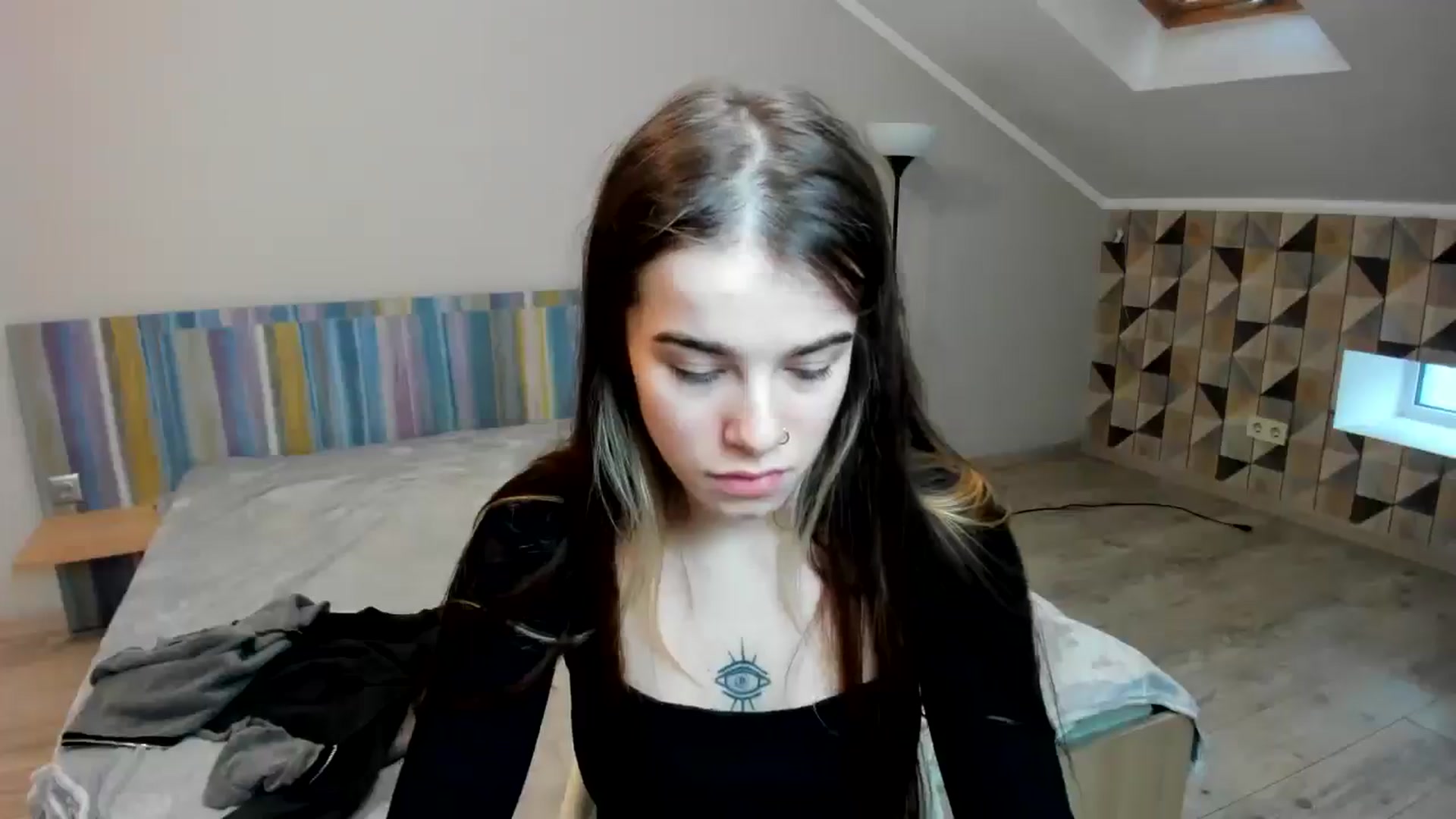 Gallery image thumbnail from ShellyMoon's myfreecams stream on, 01/08/2025, 11:32 image 3 of 20
