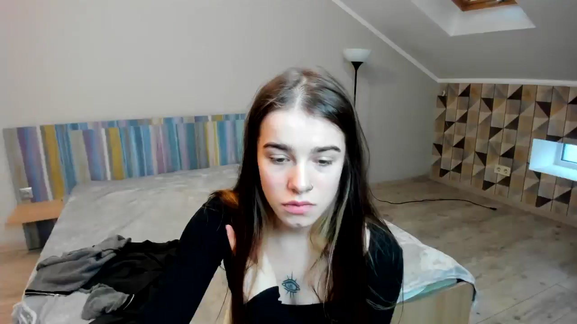 Gallery image thumbnail from ShellyMoon's myfreecams stream on, 01/08/2025, 11:32 image 15 of 20
