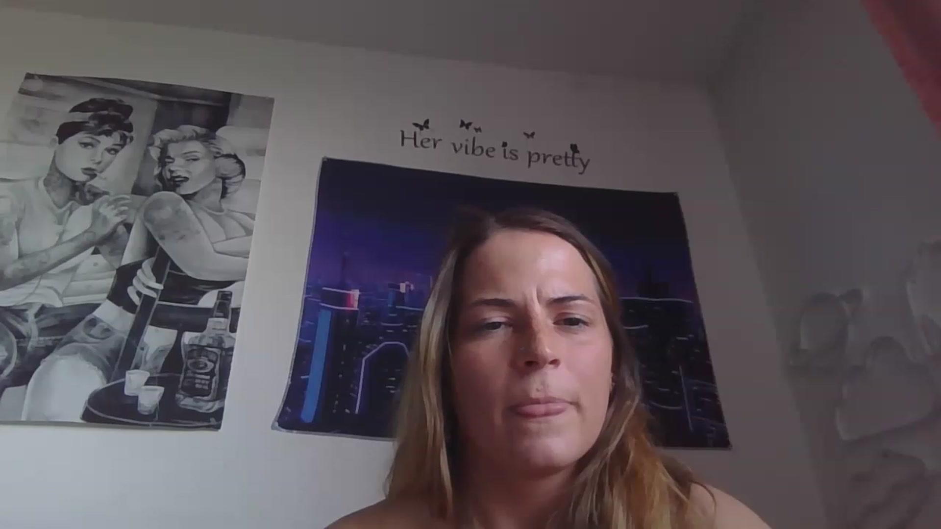 Gallery image thumbnail from ShellyW's myfreecams stream on, 05/12/2023, 01:05 image 20 of 20