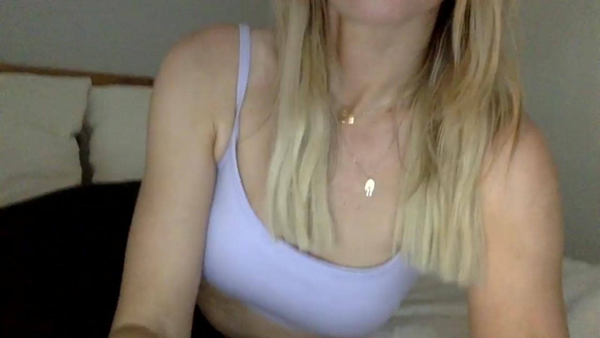 Gallery image thumbnail from Shelzstar's myfreecams stream on, 11/28/2024, 08:28 image 18 of 20