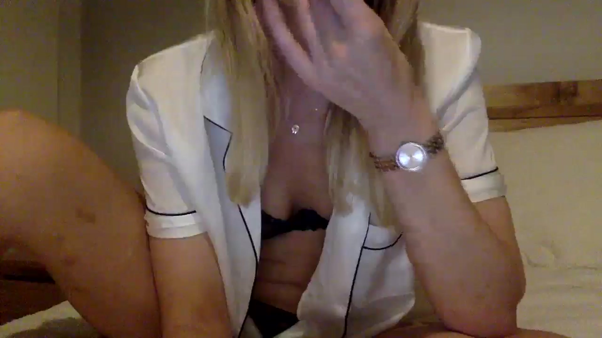 Gallery image thumbnail from Shelzstar's myfreecams stream on, 01/20/2025, 15:01 image 5 of 20