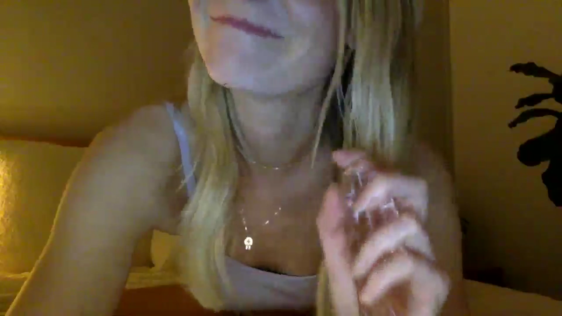 Gallery image thumbnail from Shelzstar's myfreecams stream on, 01/22/2025, 13:33 image 15 of 20