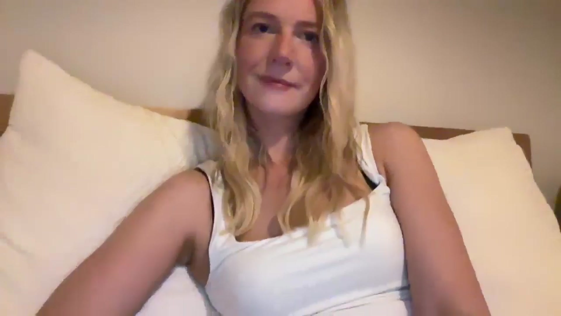 Gallery image thumbnail from Shelzstar's myfreecams stream on, 01/28/2025, 11:04 image 8 of 20