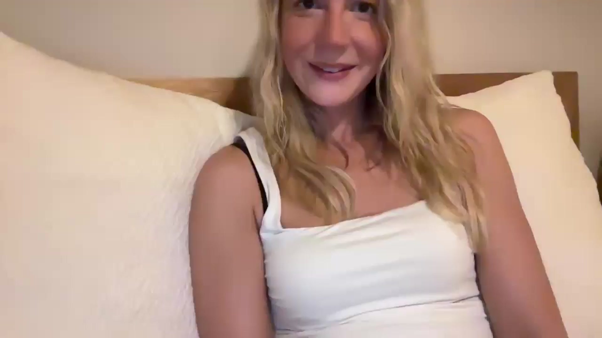 Gallery image thumbnail from Shelzstar's myfreecams stream on, 01/28/2025, 11:04 image 1 of 20