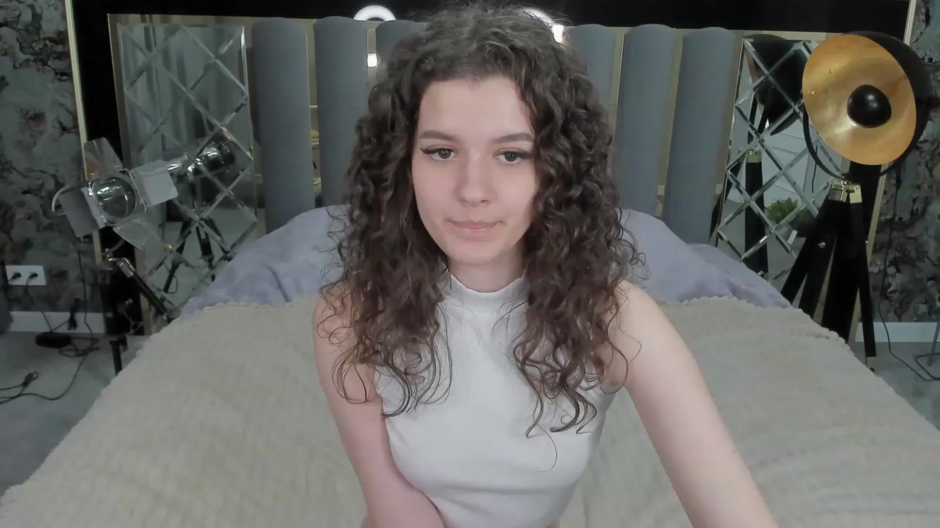 Gallery image thumbnail from Sherry_Li's myfreecams stream on, 11/16/2022, 15:39 image 11 of 20