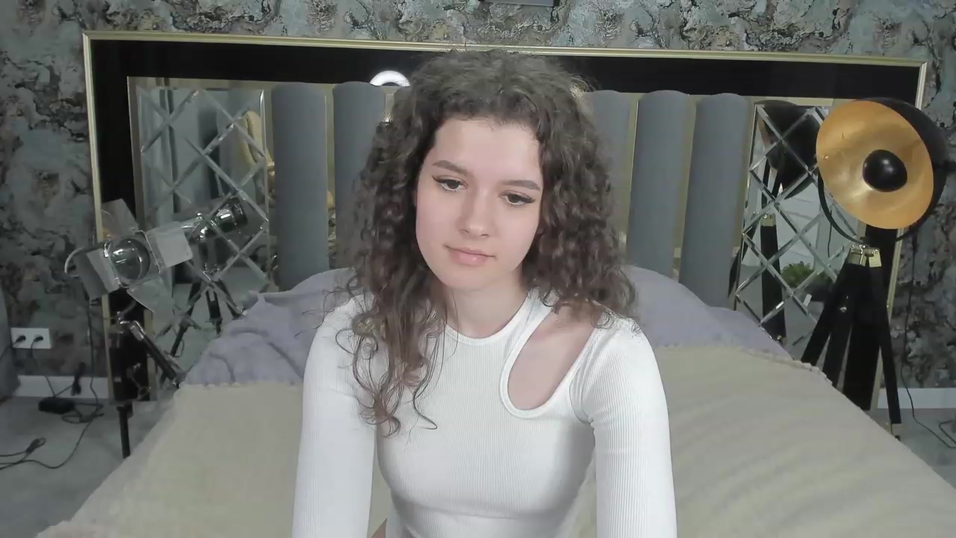 Gallery image thumbnail from Sherry_Li's myfreecams stream on, 11/17/2022, 16:50 image 9 of 20