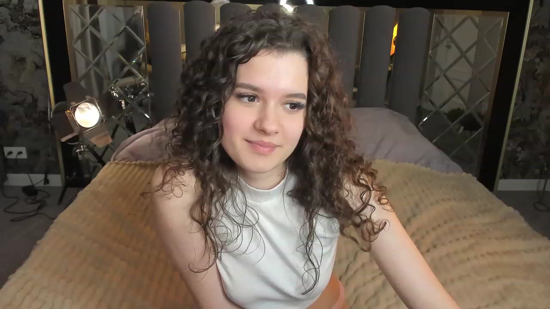 Gallery image thumbnail from Sherry_Li's myfreecams stream on, 11/25/2022, 13:59 image 8 of 20