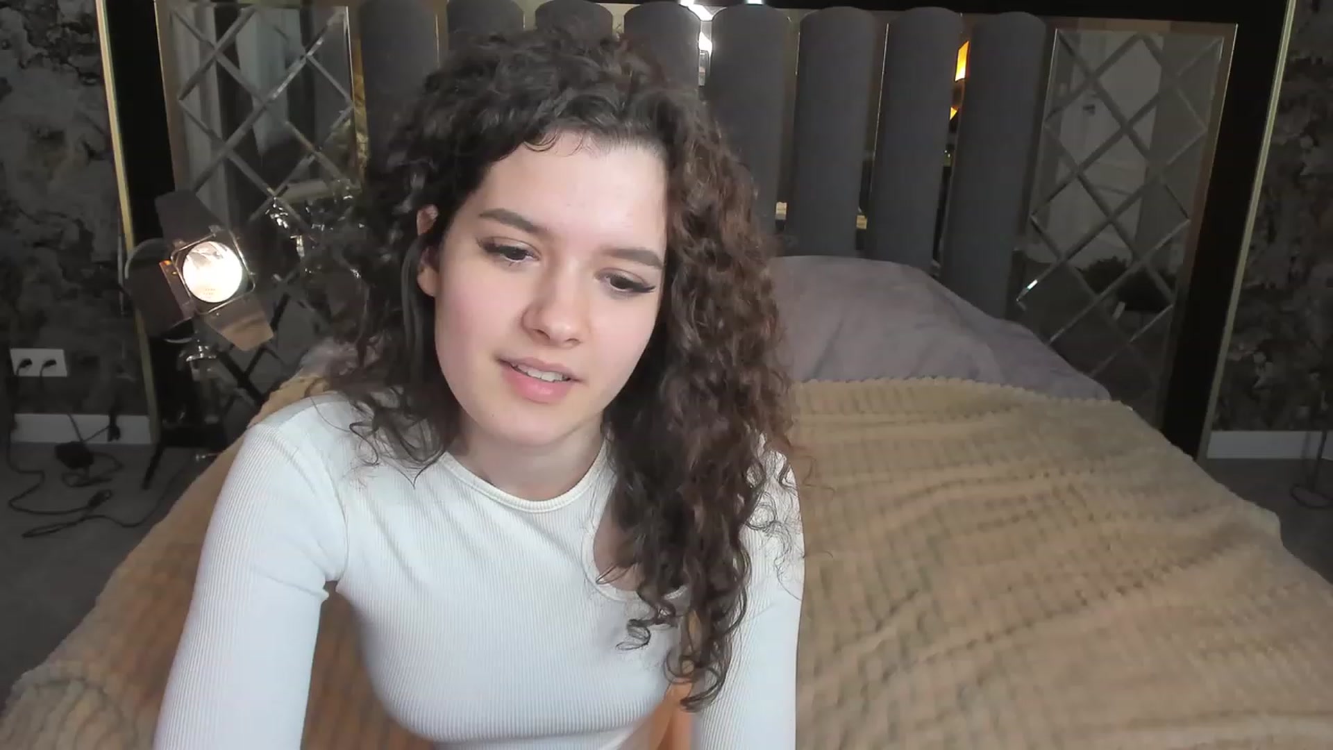 Gallery image thumbnail from Sherry_Li's myfreecams stream on, 11/26/2022, 14:56 image 3 of 20