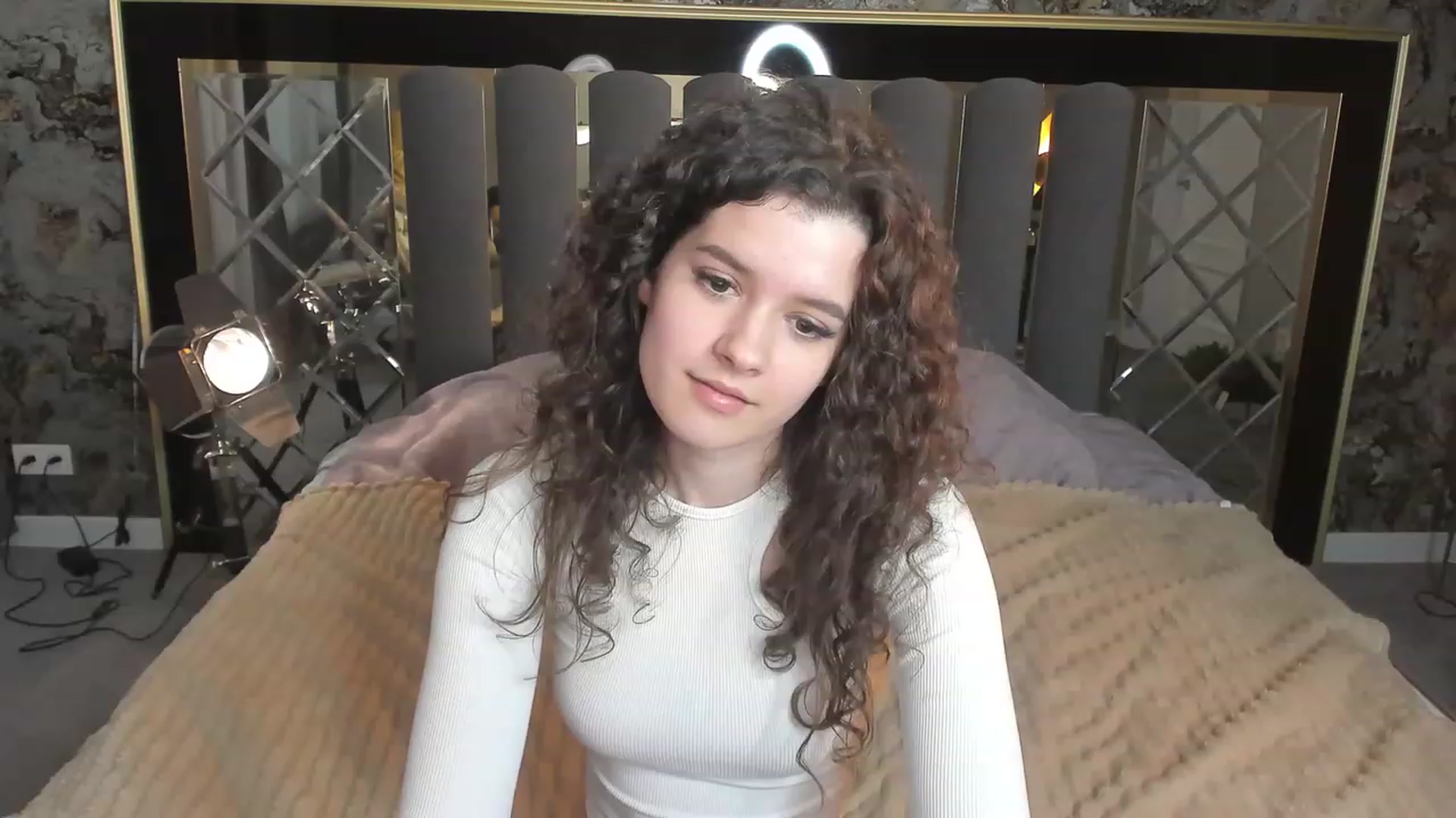Gallery image thumbnail from Sherry_Li's myfreecams stream on, 11/26/2022, 14:56 image 12 of 20