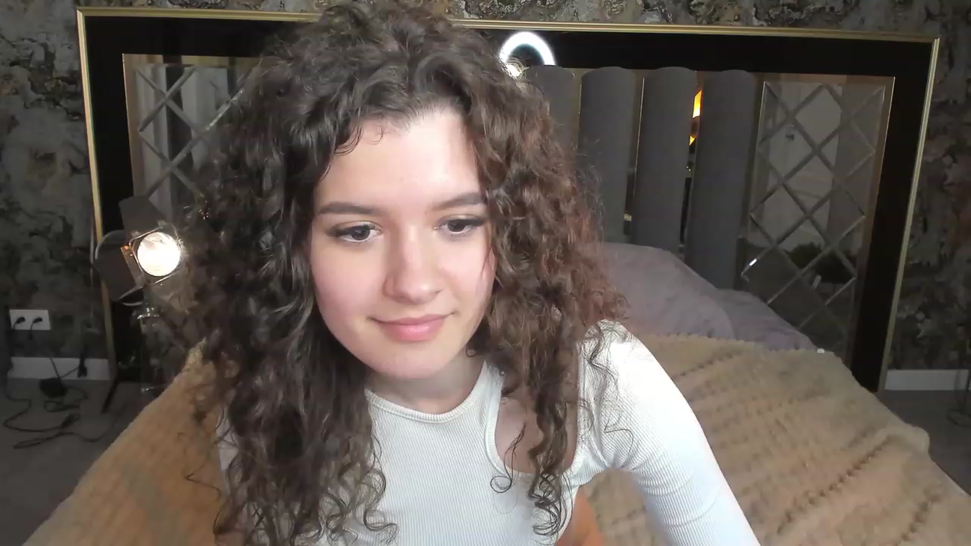 Gallery image thumbnail from Sherry_Li's myfreecams stream on, 11/26/2022, 14:56 image 11 of 20