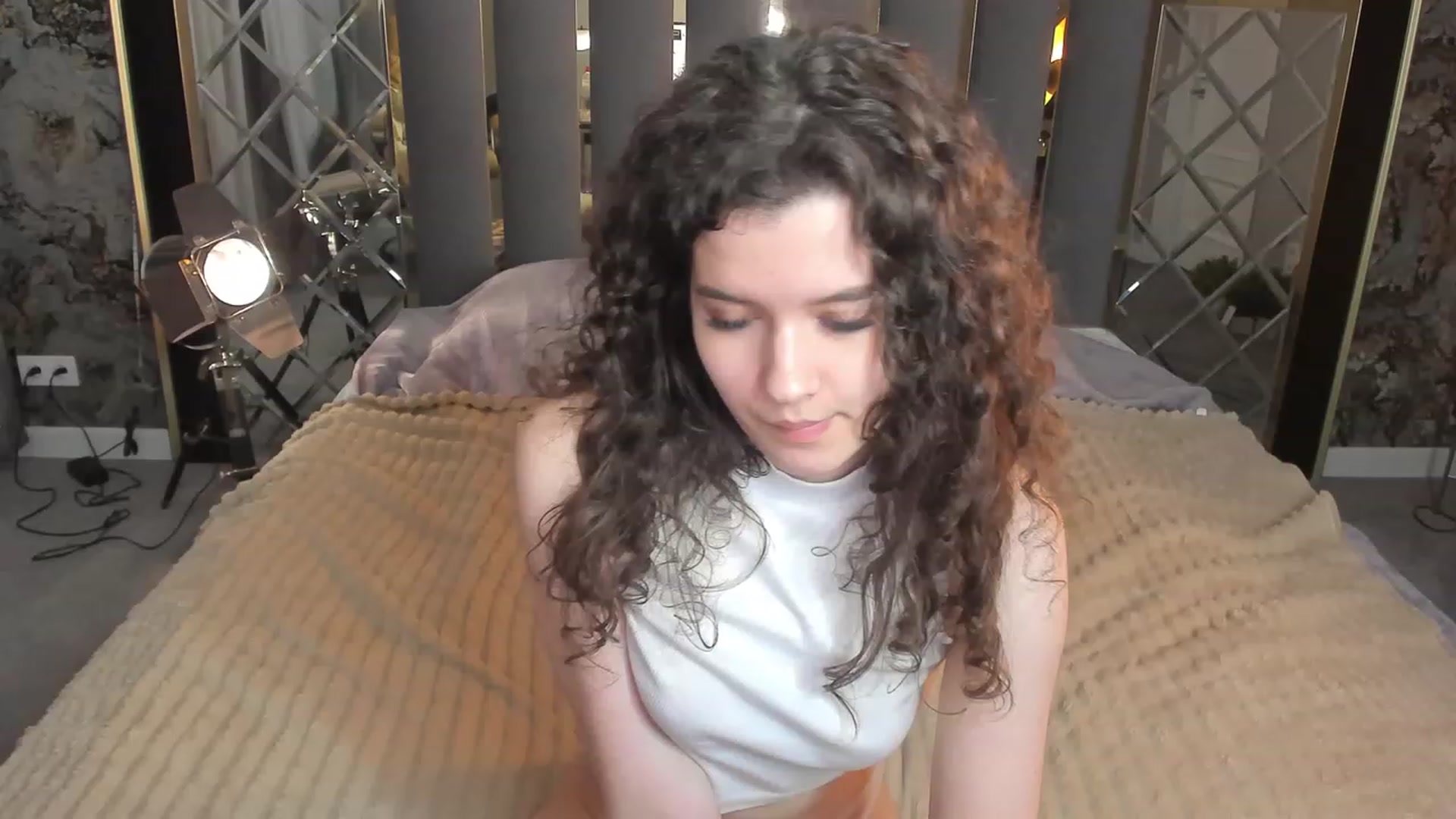 Gallery image thumbnail from Sherry_Li's myfreecams stream on, 11/26/2022, 16:01 image 17 of 20