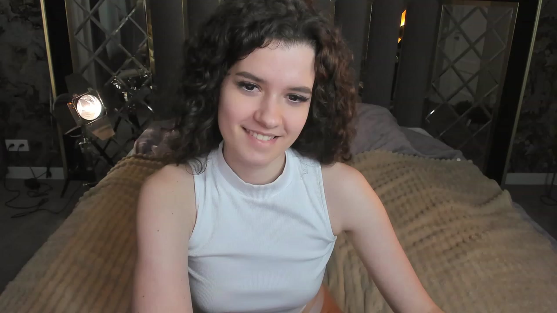 Gallery image thumbnail from Sherry_Li's myfreecams stream on, 11/26/2022, 16:01 image 11 of 20