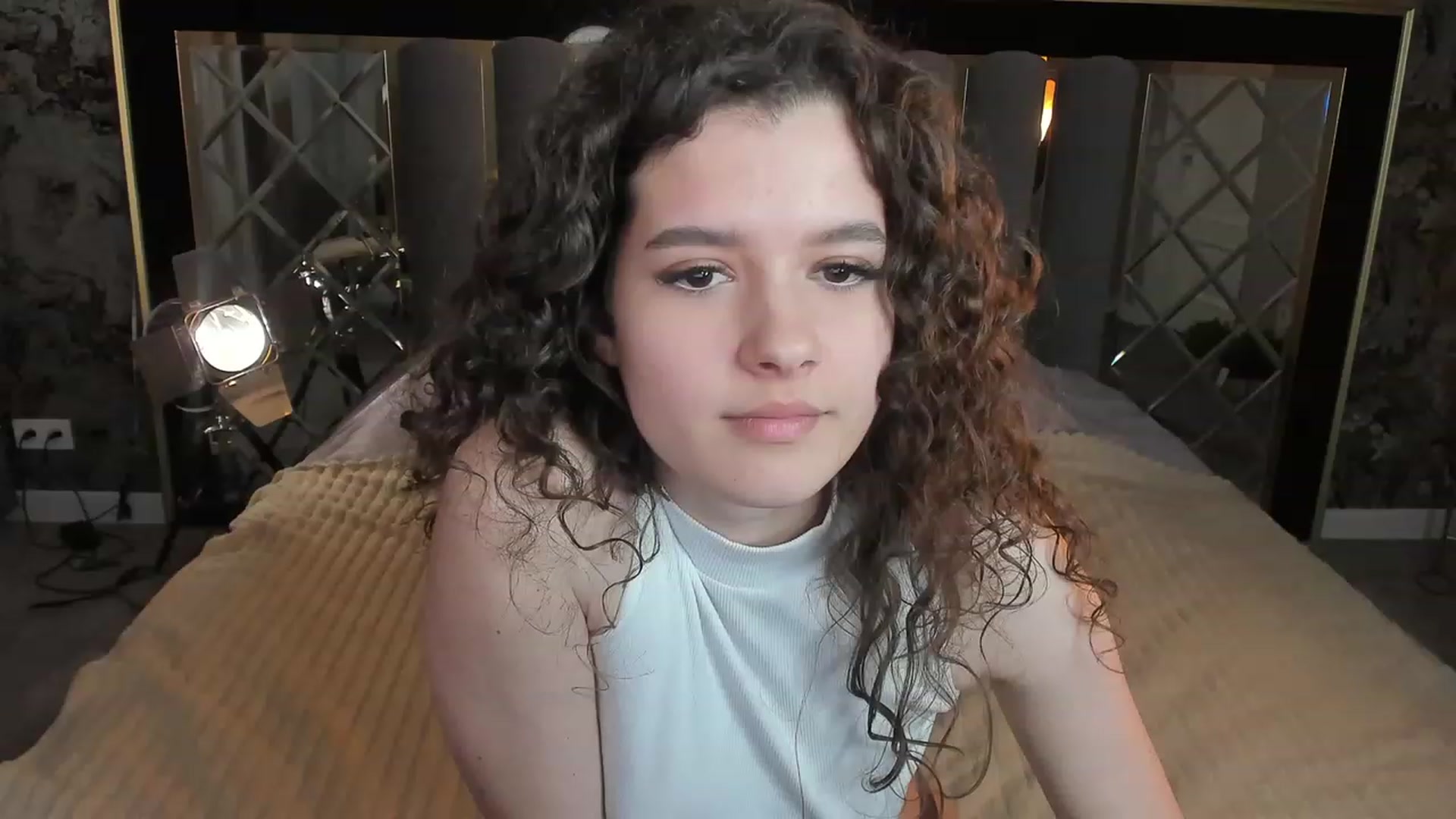 Gallery image thumbnail from Sherry_Li's myfreecams stream on, 11/27/2022, 13:01 image 15 of 20