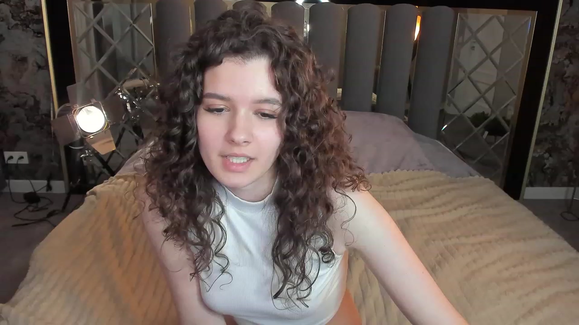 Gallery image thumbnail from Sherry_Li's myfreecams stream on, 11/27/2022, 15:51 image 7 of 20