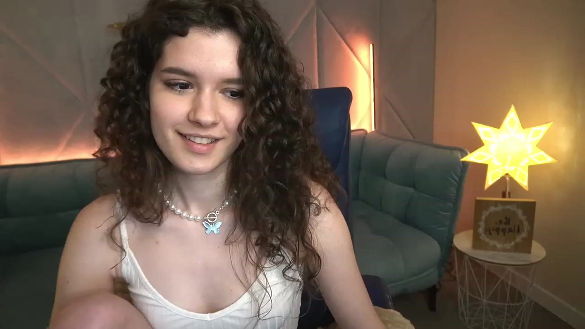 Gallery image thumbnail from Sherry_Li's myfreecams stream on, 11/28/2022, 14:53 image 6 of 20