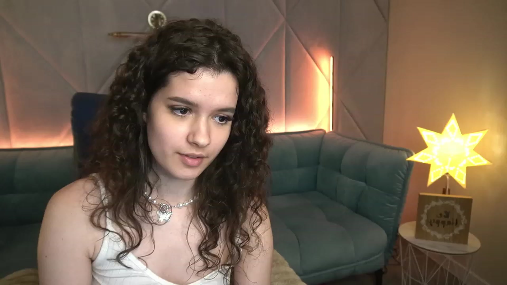 Gallery image thumbnail from Sherry_Li's myfreecams stream on, 11/28/2022, 15:56 image 16 of 20