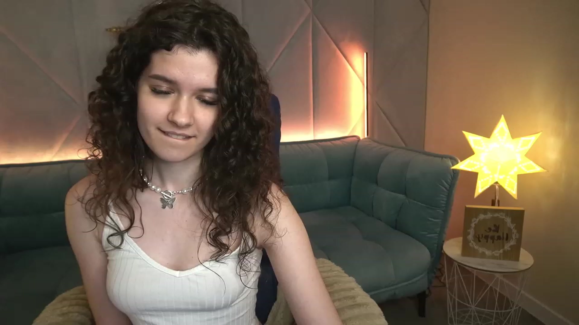 Gallery image thumbnail from Sherry_Li's myfreecams stream on, 11/28/2022, 15:56 image 7 of 20