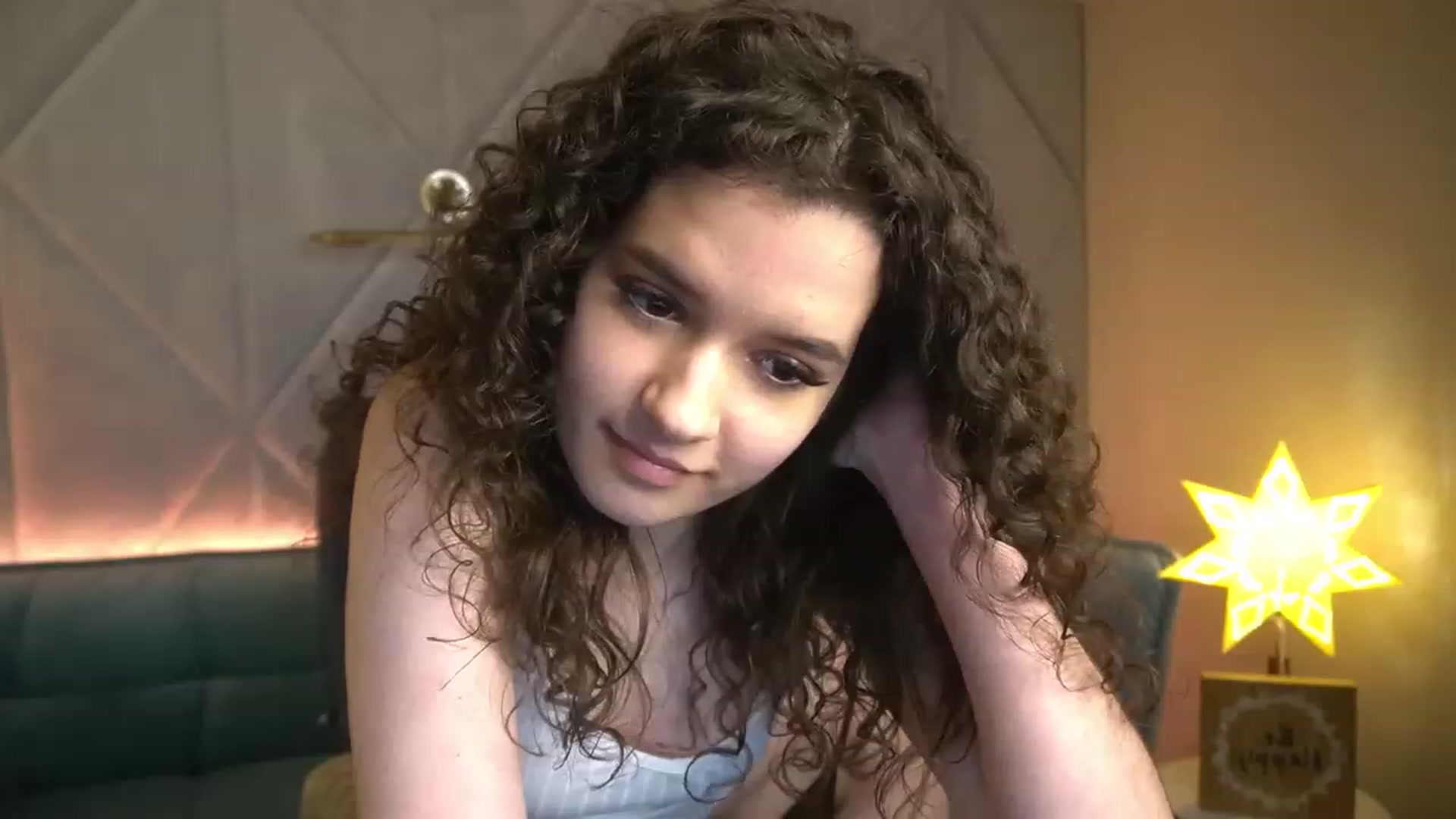 Gallery image thumbnail from Sherry_Li's myfreecams stream on, 11/29/2022, 13:32 image 15 of 20