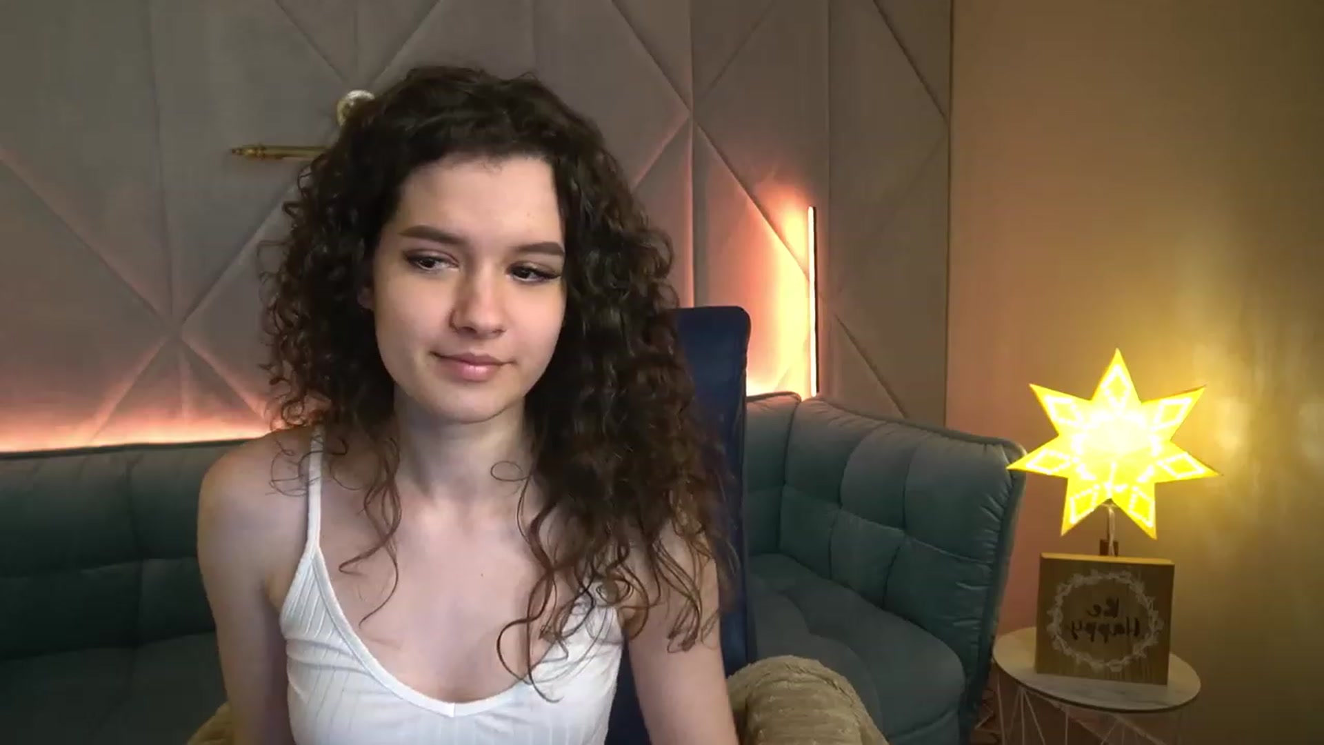 Gallery image thumbnail from Sherry_Li's myfreecams stream on, 11/29/2022, 13:32 image 12 of 20