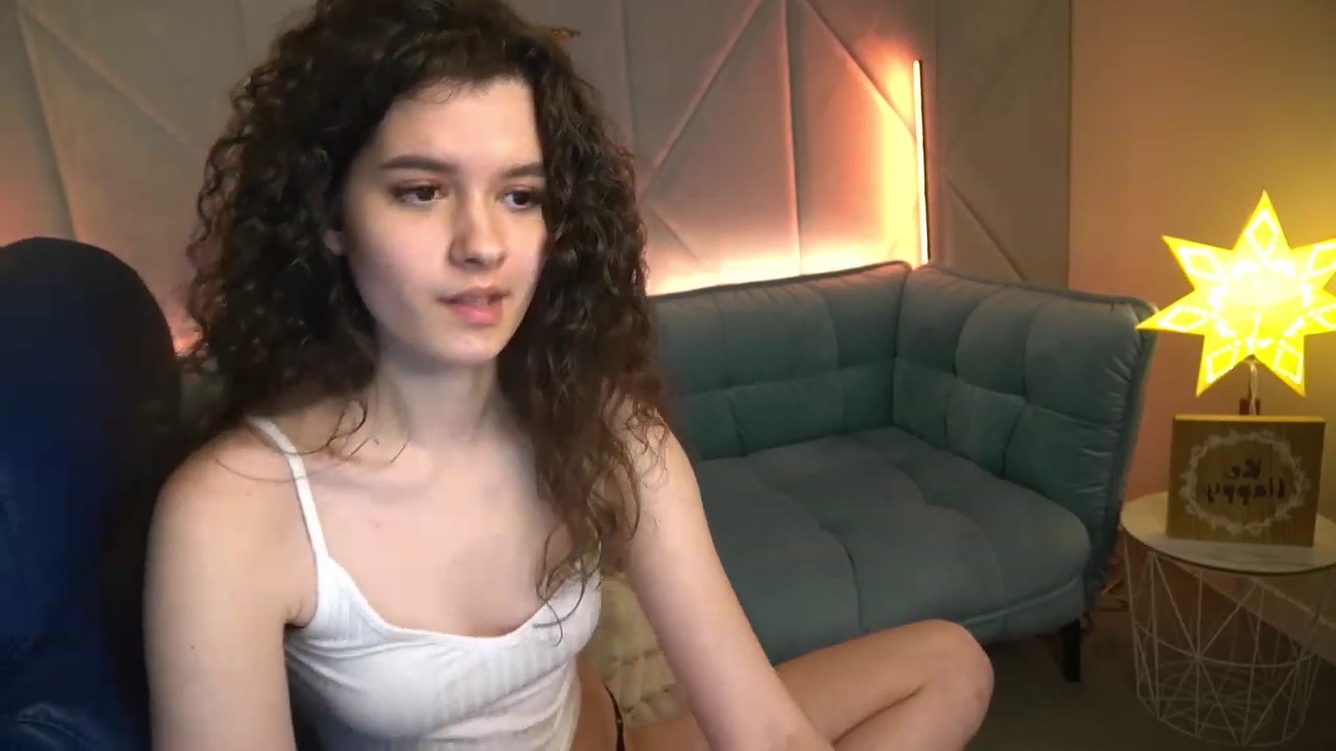 Gallery image thumbnail from Sherry_Li's myfreecams stream on, 11/29/2022, 15:03 image 17 of 20