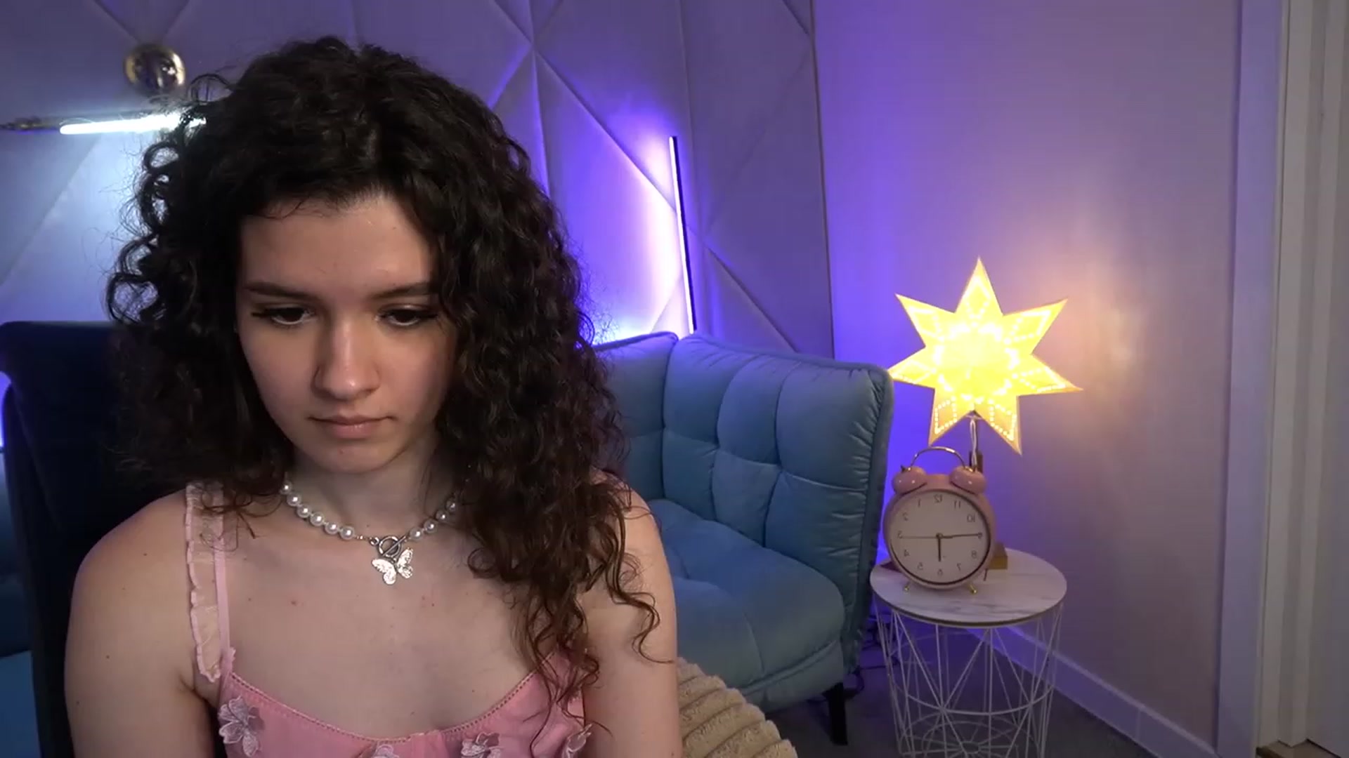 Gallery image thumbnail from Sherry_Li's myfreecams stream on, 12/04/2022, 15:02 image 6 of 20