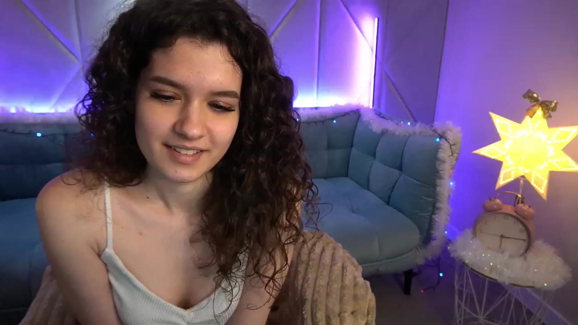 Gallery image thumbnail from Sherry_Li's myfreecams stream on, 12/05/2022, 13:54 image 11 of 20