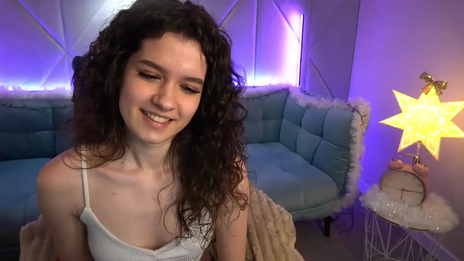Gallery image thumbnail from Sherry_Li's myfreecams stream on, 12/05/2022, 13:54 image 9 of 20