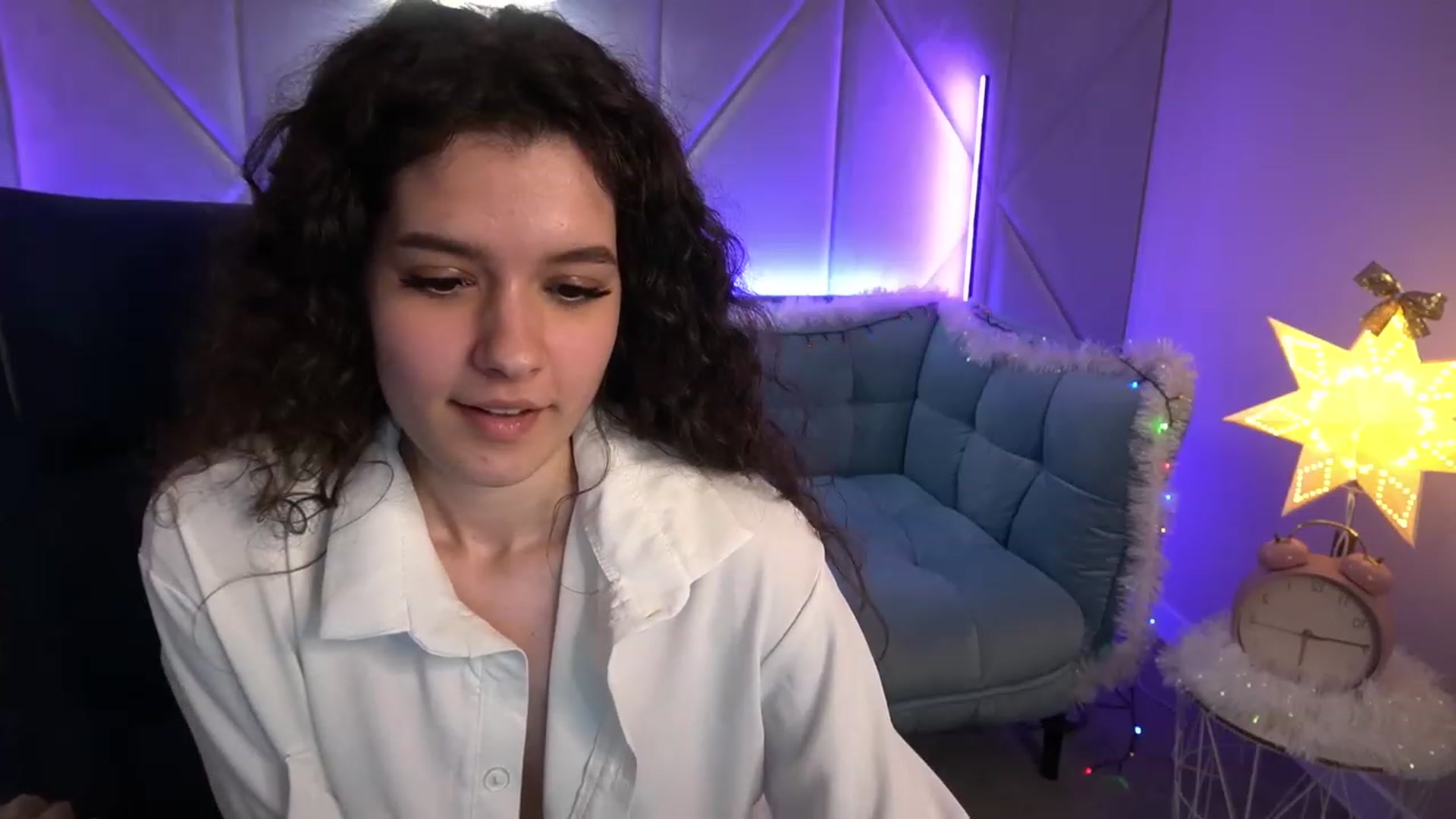 Gallery image thumbnail from Sherry_Li's myfreecams stream on, 12/05/2022, 17:09 image 20 of 20