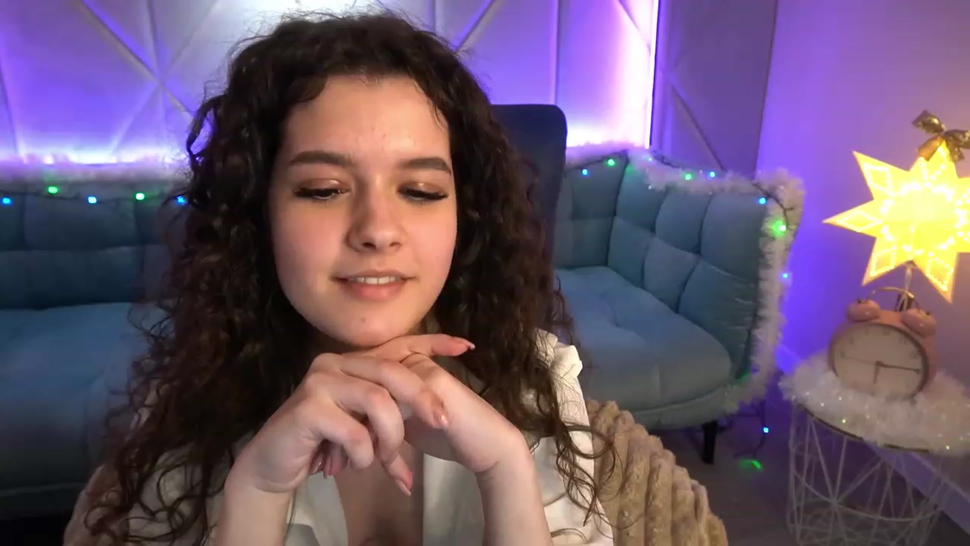 Gallery image thumbnail from Sherry_Li's myfreecams stream on, 12/05/2022, 17:09 image 14 of 20
