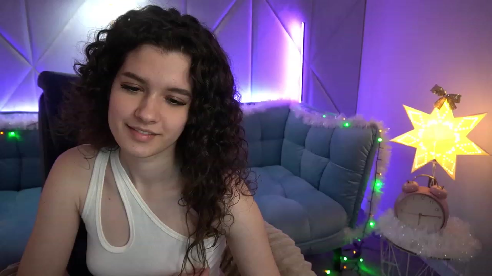 Gallery image thumbnail from Sherry_Li's myfreecams stream on, 12/08/2022, 15:05 image 9 of 20