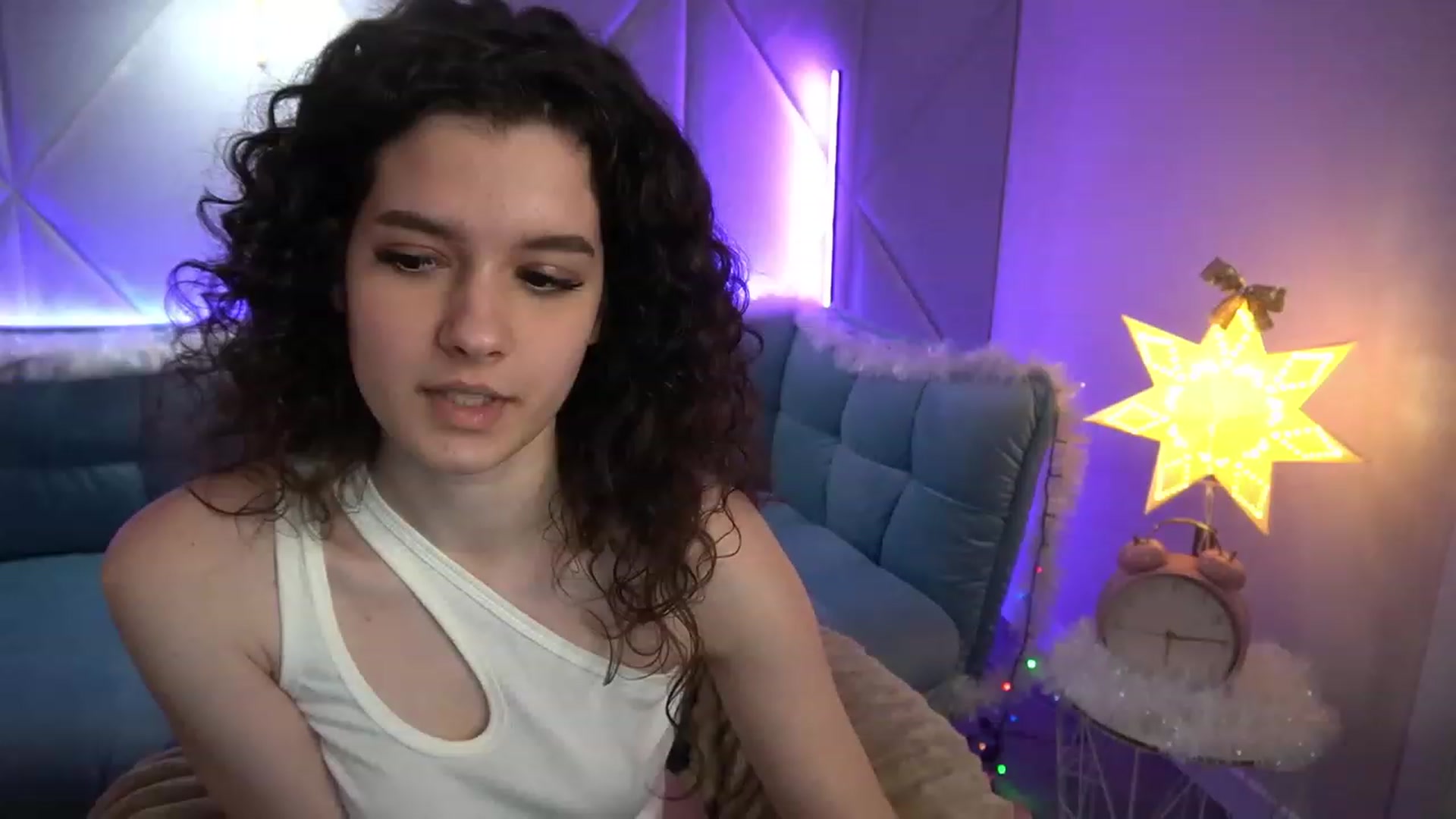 Gallery image thumbnail from Sherry_Li's myfreecams stream on, 12/08/2022, 15:05 image 11 of 20