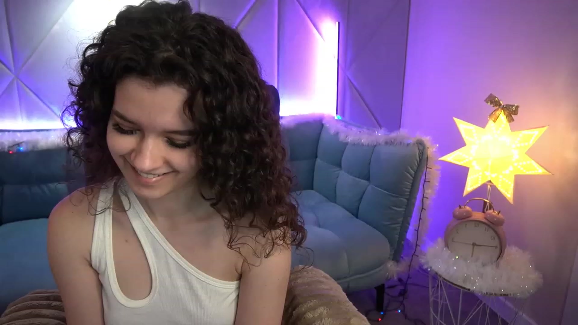 Gallery image thumbnail from Sherry_Li's myfreecams stream on, 12/08/2022, 15:05 image 1 of 20