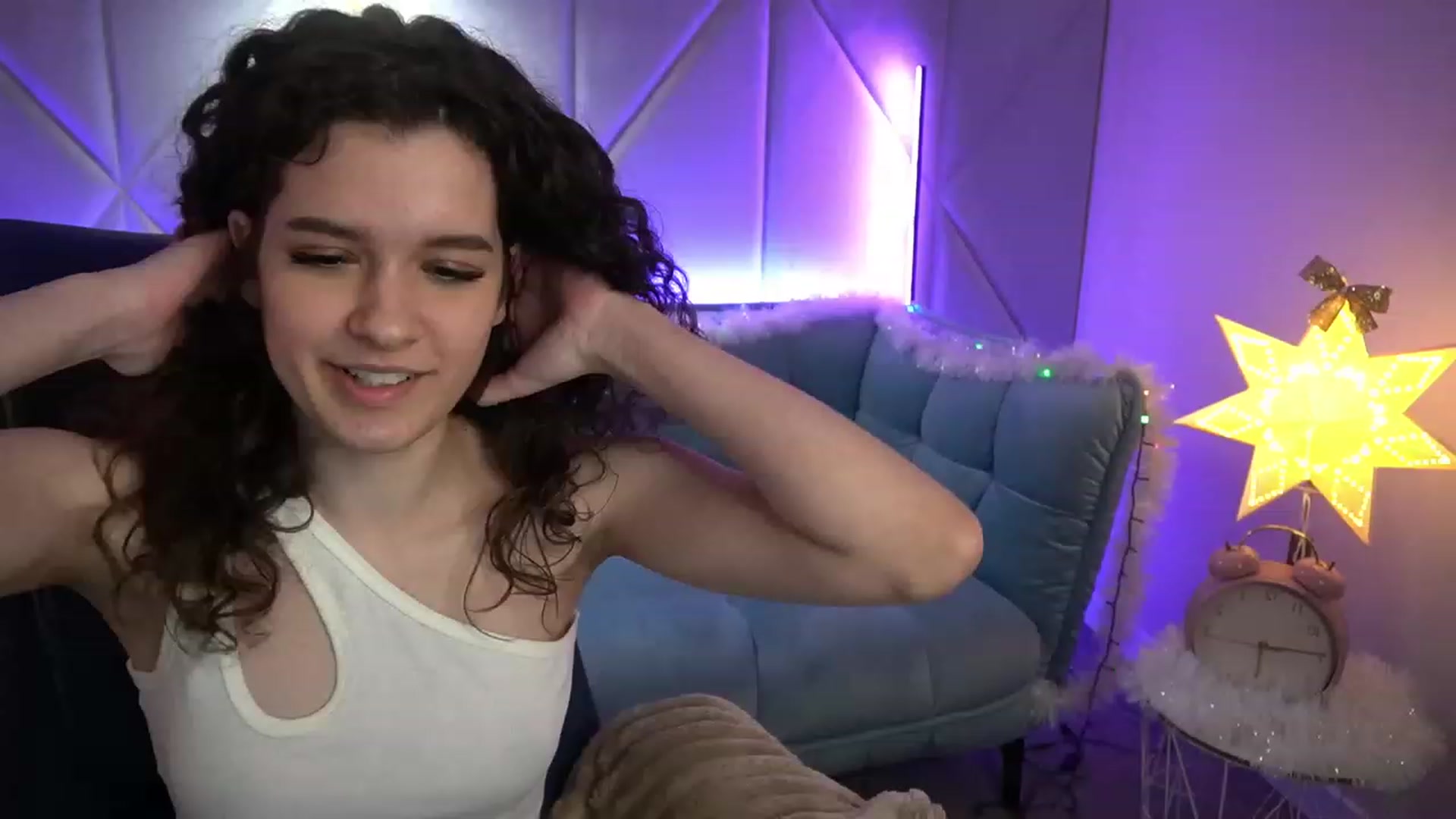 Gallery image thumbnail from Sherry_Li's myfreecams stream on, 12/08/2022, 17:22 image 1 of 20