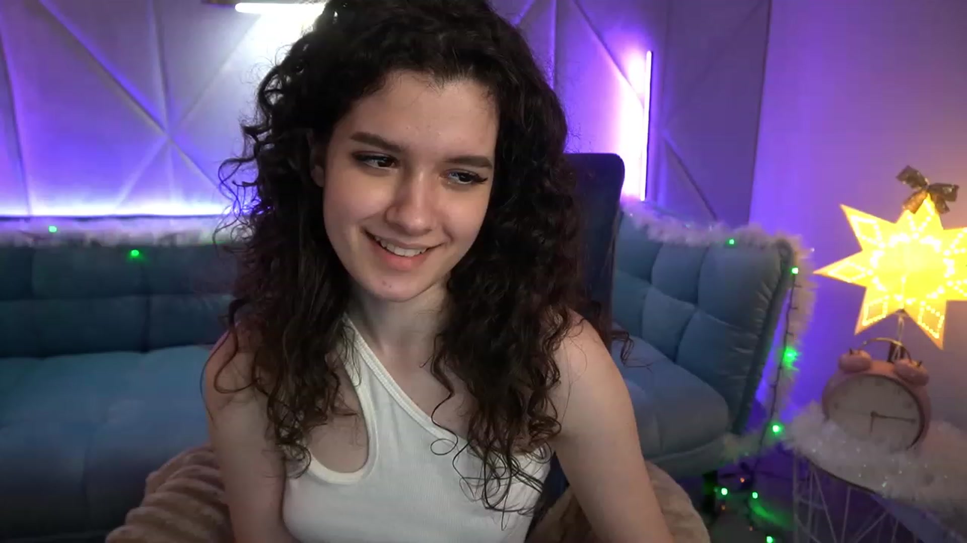 Gallery image thumbnail from Sherry_Li's myfreecams stream on, 12/08/2022, 18:55 image 19 of 20