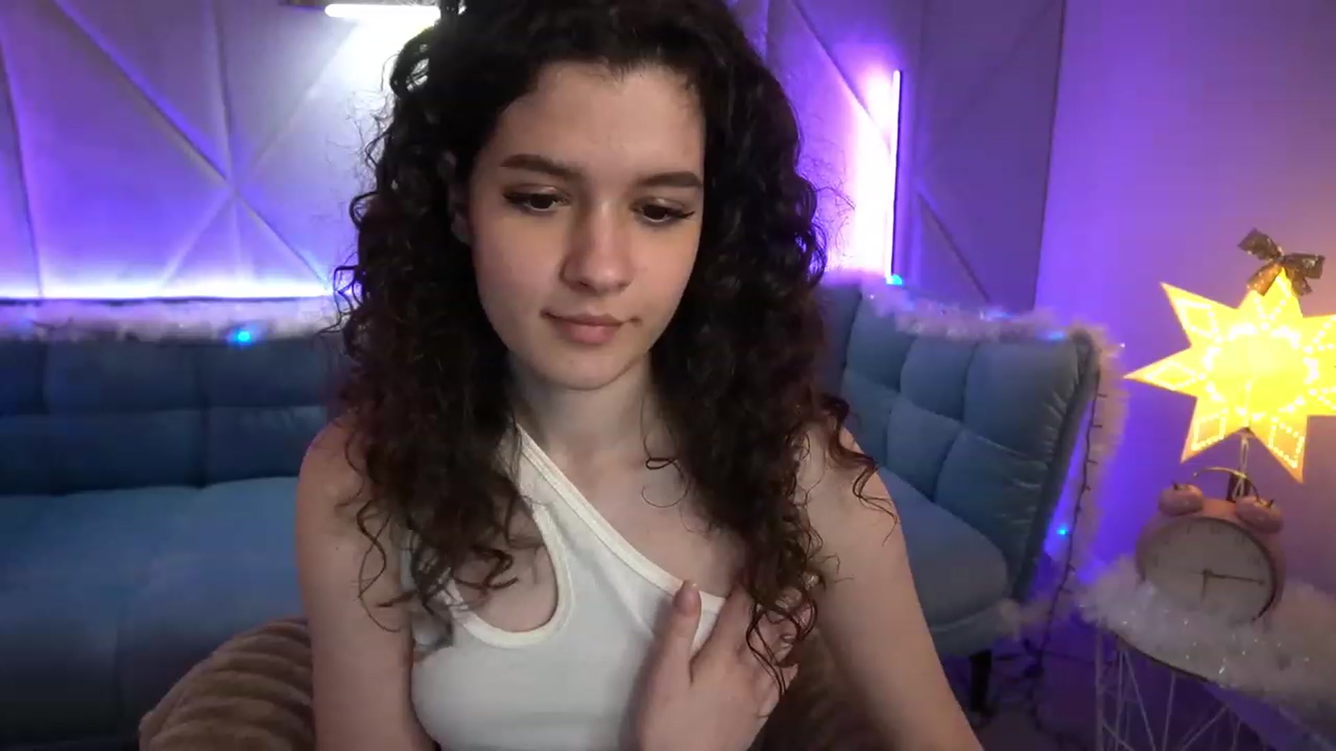 Gallery image thumbnail from Sherry_Li's myfreecams stream on, 12/08/2022, 18:55 image 18 of 20