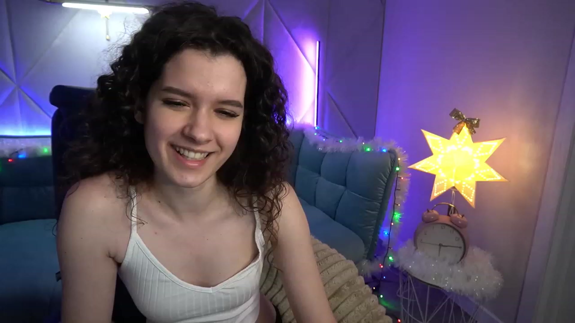 Gallery image thumbnail from Sherry_Li's myfreecams stream on, 12/09/2022, 14:15 image 16 of 20