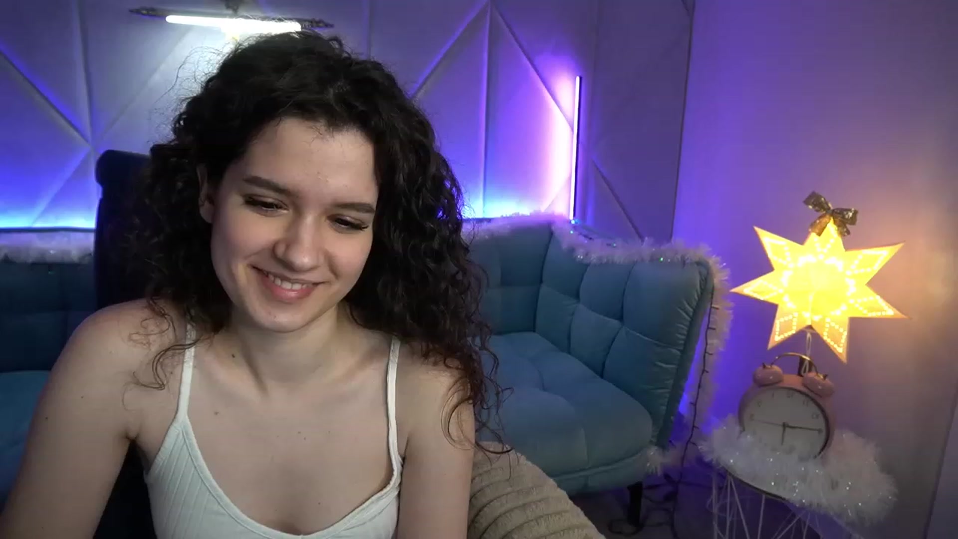 Gallery image thumbnail from Sherry_Li's myfreecams stream on, 12/09/2022, 14:31 image 18 of 20