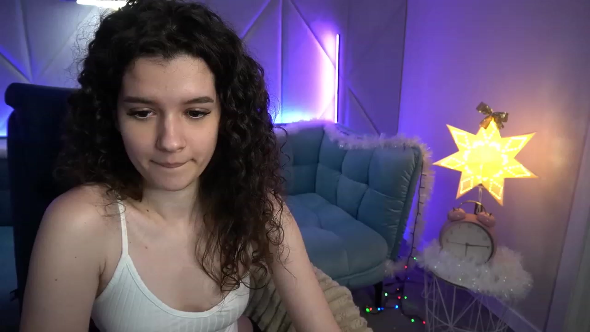 Gallery image thumbnail from Sherry_Li's myfreecams stream on, 12/09/2022, 14:31 image 6 of 20