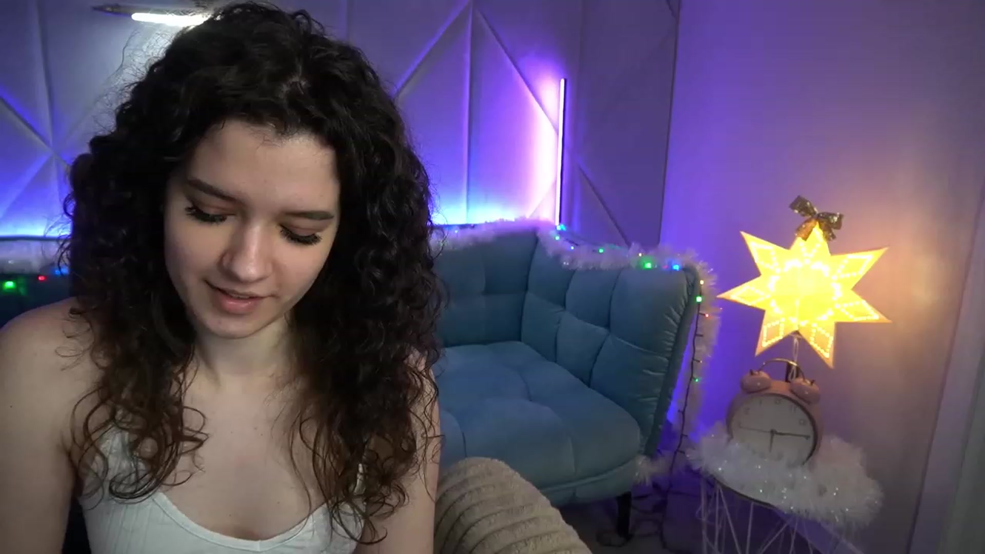 Gallery image thumbnail from Sherry_Li's myfreecams stream on, 12/09/2022, 14:31 image 17 of 20