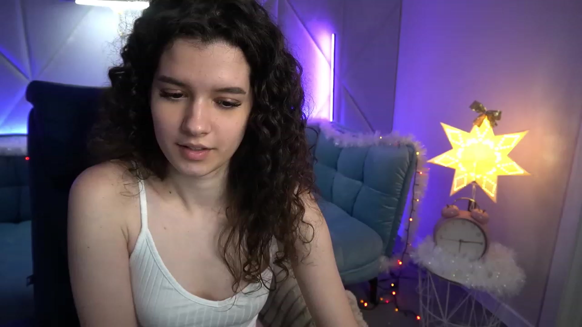 Gallery image thumbnail from Sherry_Li's myfreecams stream on, 12/09/2022, 14:31 image 7 of 20