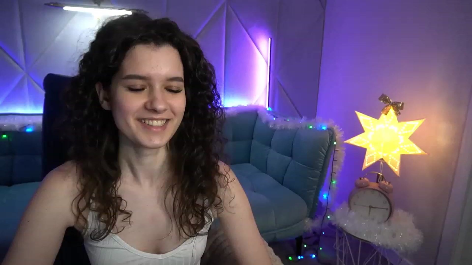 Gallery image thumbnail from Sherry_Li's myfreecams stream on, 12/09/2022, 14:31 image 16 of 20