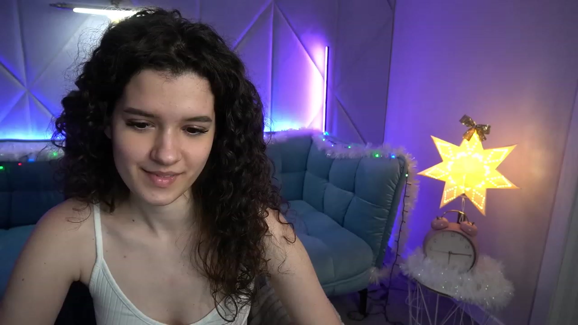 Gallery image thumbnail from Sherry_Li's myfreecams stream on, 12/09/2022, 14:31 image 13 of 20