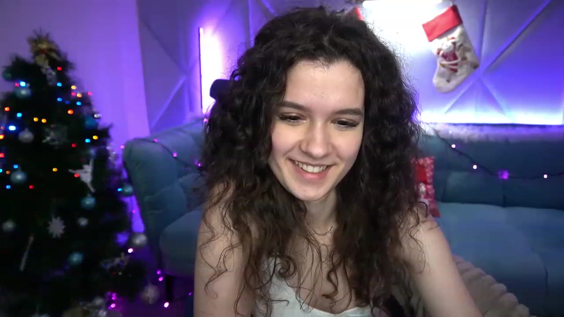 Gallery image thumbnail from Sherry_Li's myfreecams stream on, 12/10/2022, 15:57 image 17 of 20