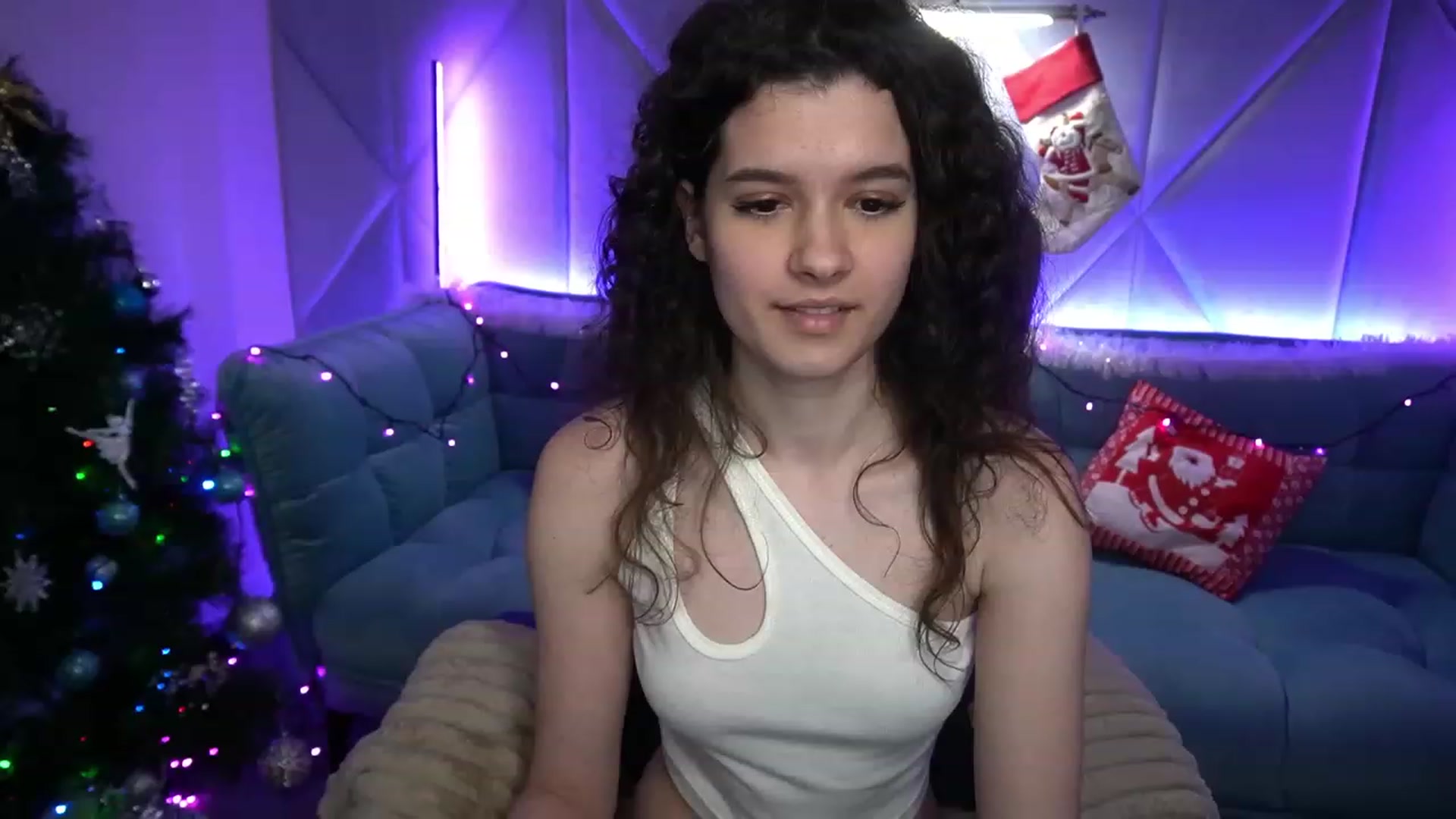 Gallery image thumbnail from Sherry_Li's myfreecams stream on, 12/10/2022, 15:57 image 8 of 20
