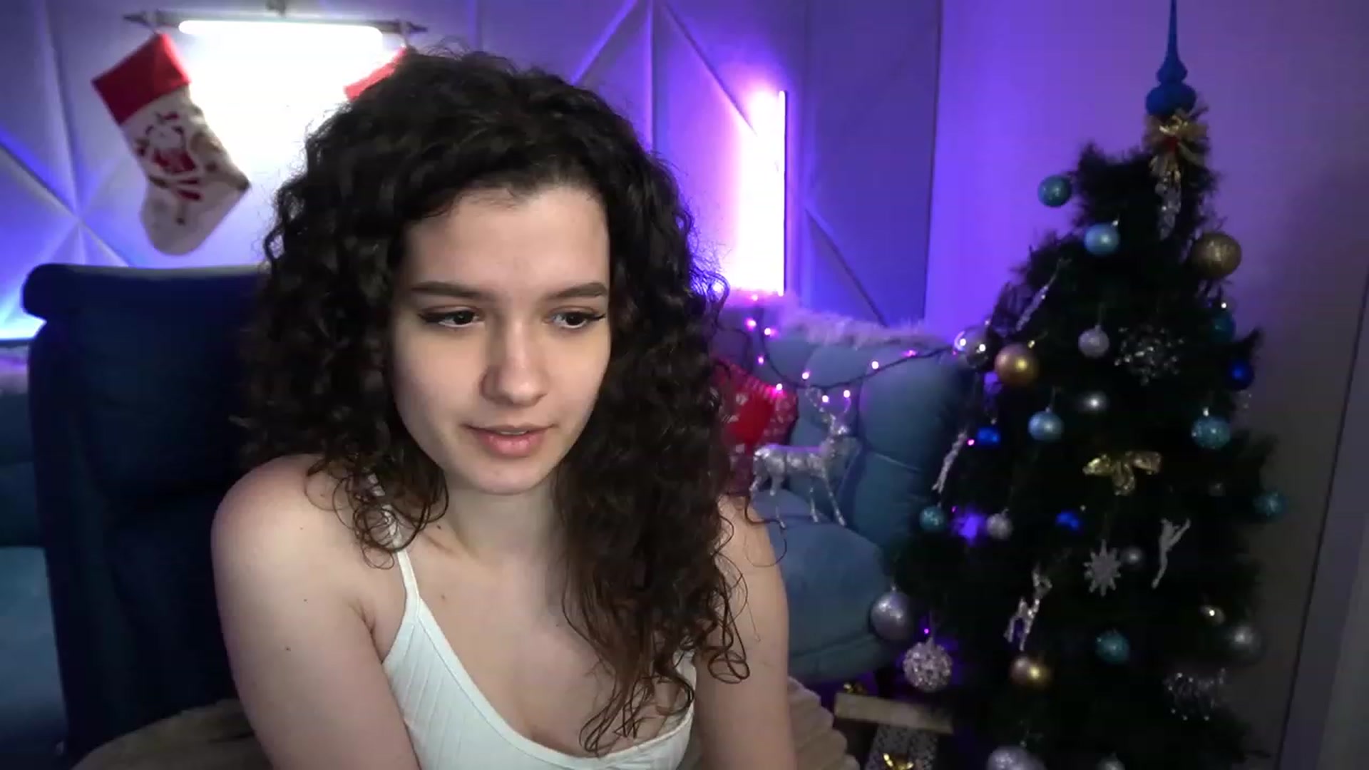 Gallery image thumbnail from Sherry_Li's myfreecams stream on, 12/11/2022, 15:00 image 1 of 20