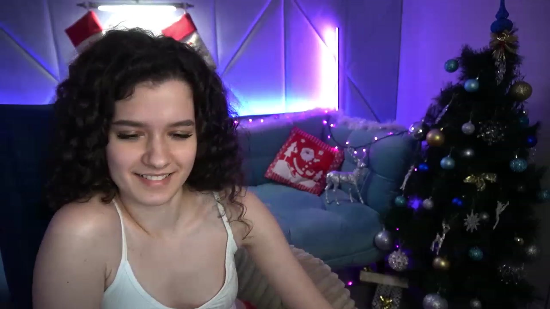 Gallery image thumbnail from Sherry_Li's myfreecams stream on, 12/11/2022, 15:37 image 11 of 20