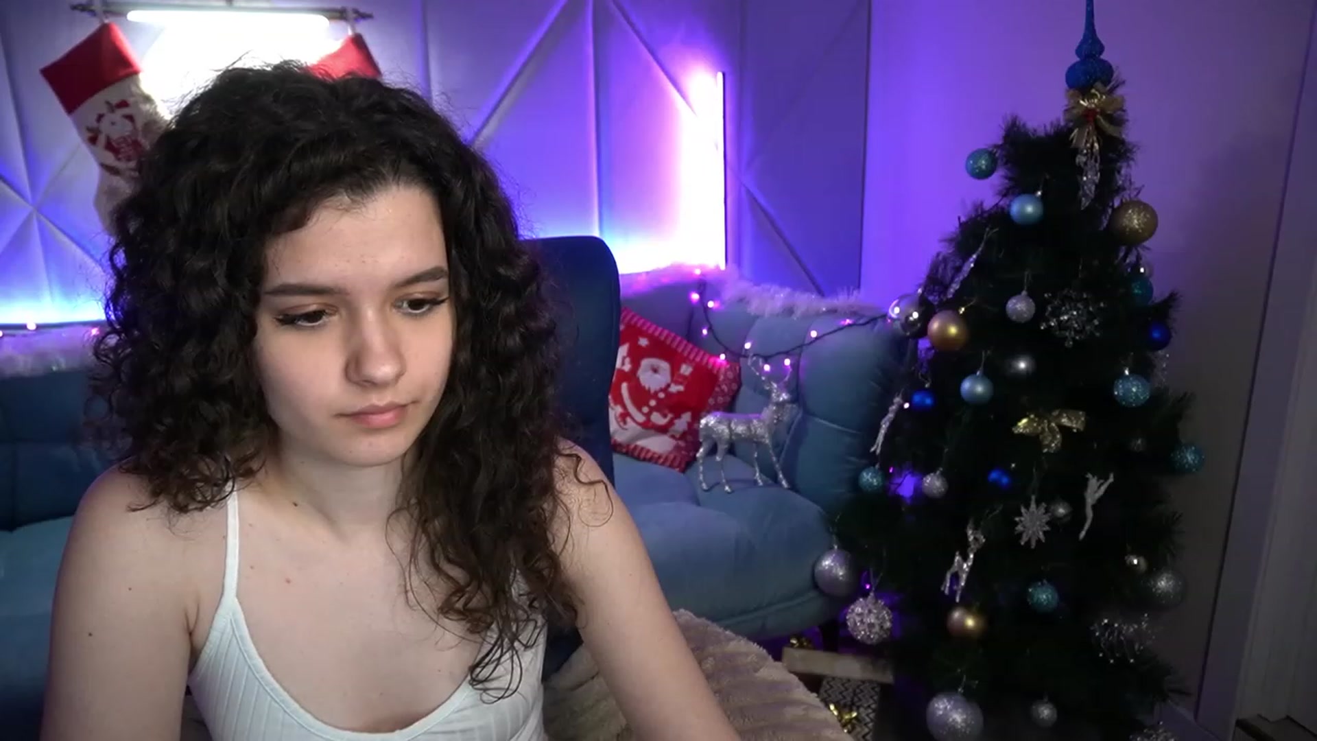 Gallery image thumbnail from Sherry_Li's myfreecams stream on, 12/11/2022, 15:37 image 5 of 20