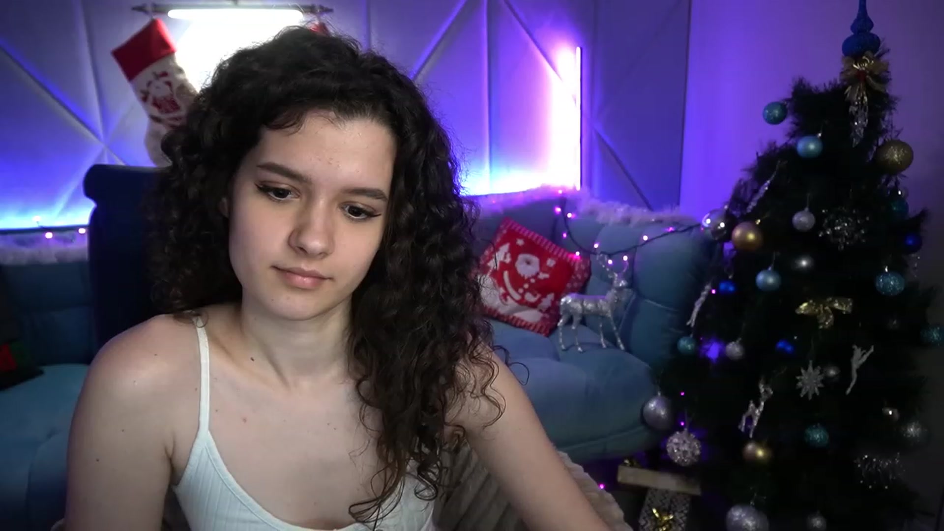 Gallery image thumbnail from Sherry_Li's myfreecams stream on, 12/11/2022, 15:37 image 12 of 20