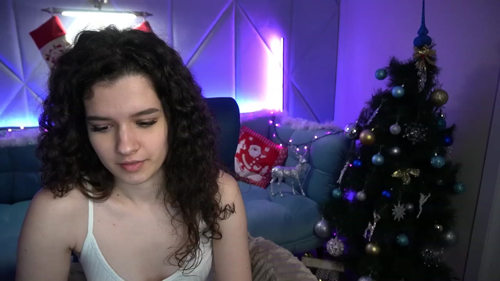 Gallery image thumbnail from Sherry_Li's myfreecams stream on, 12/11/2022, 15:37 image 1 of 20
